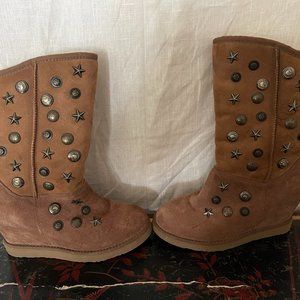 Pair Australia Luxe Tan Suede Platform Wedge Boots